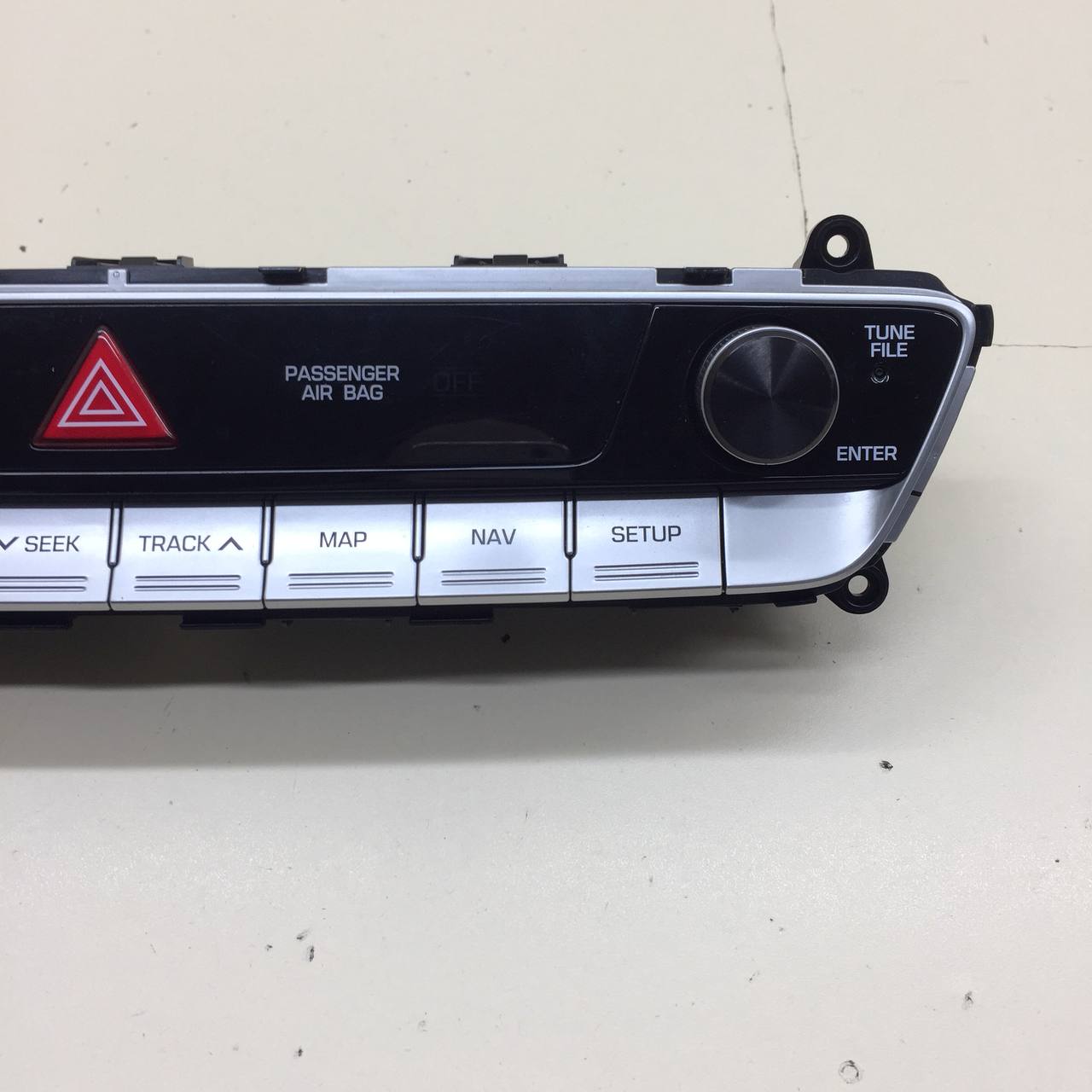 Блок кнопок Hyundai Sonata 7 (LF) 2017-2019 Блок кнопок Hyundai Sonata 7 (LF) 2017-2019