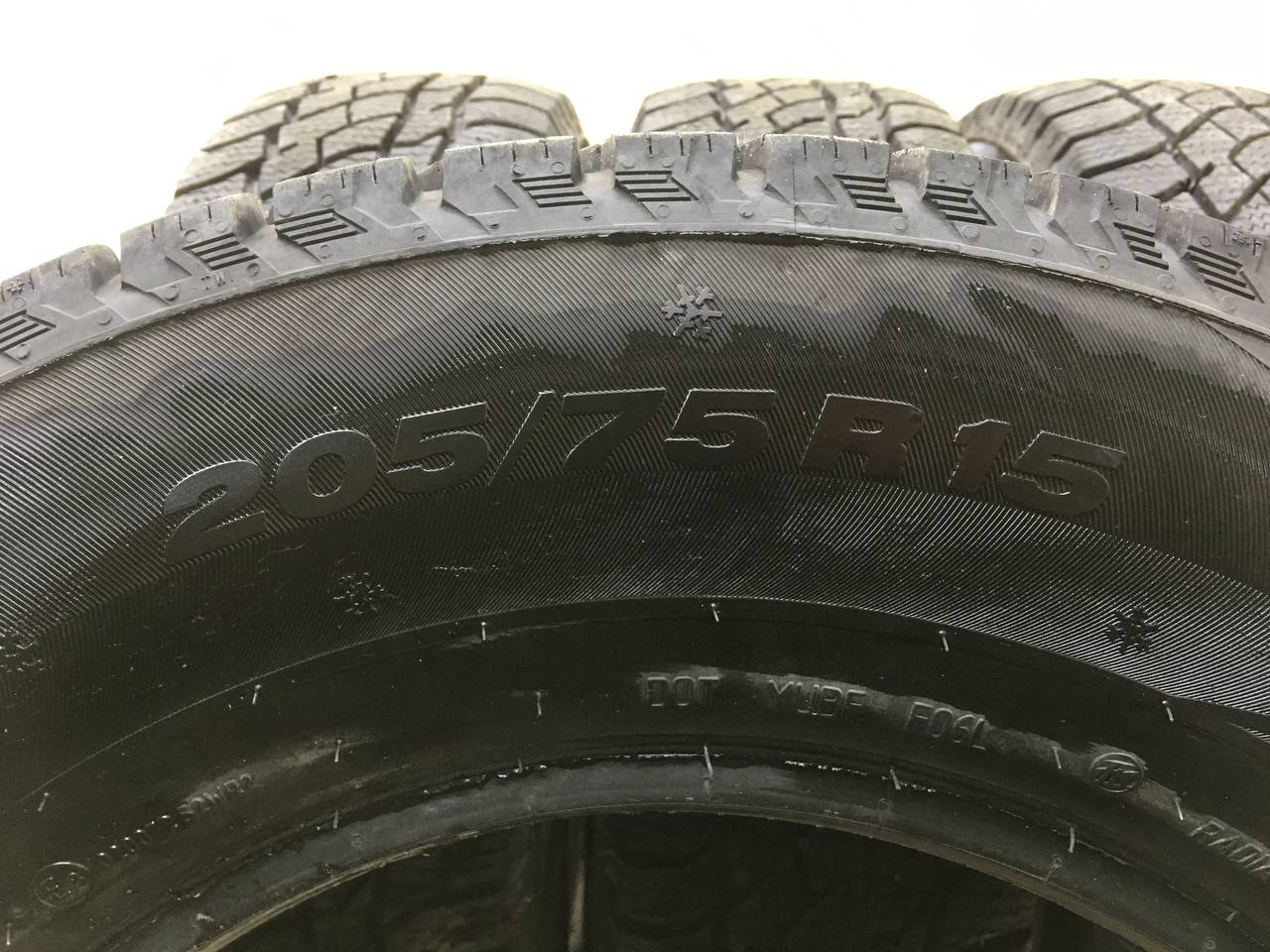 Шины к-кт R15 Всесезонные Viatti Bosco S/T