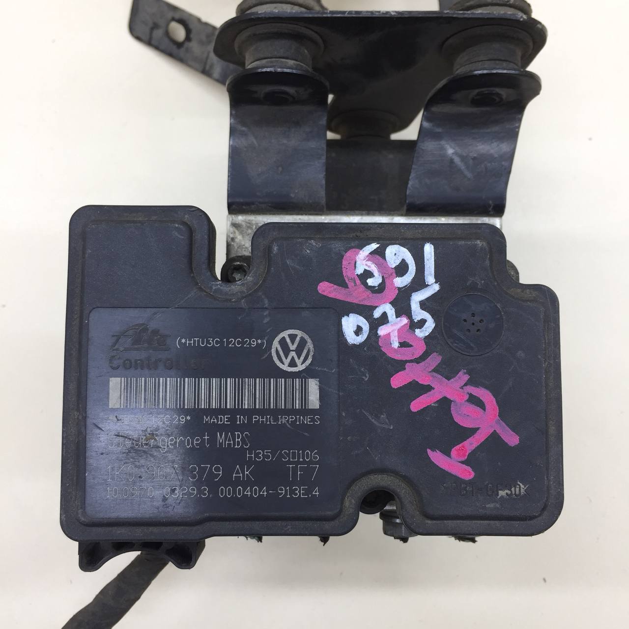 Блок ABS (насос) Skoda Octavia (A5 1Z-) 2004-2013 Блок ABS (насос) Skoda Octavia (A5 1Z-) 2004-2013