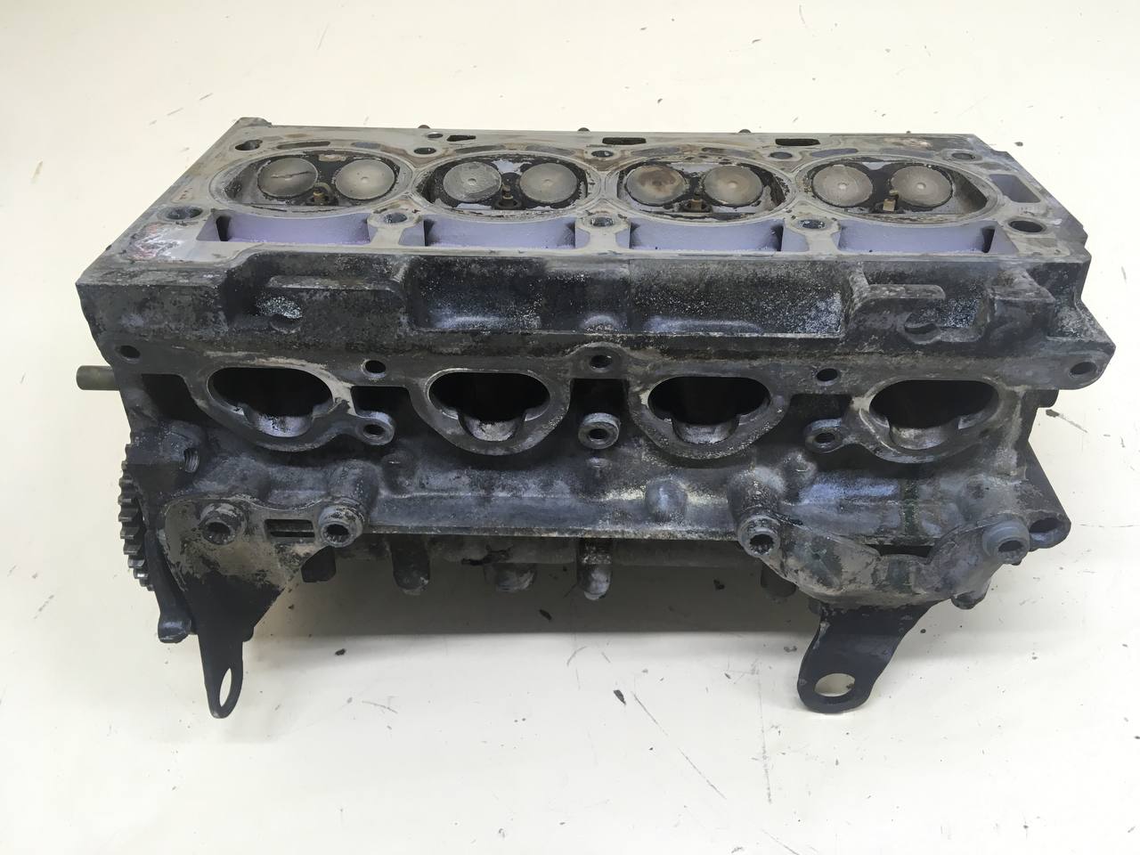 Головка блока цилиндров Skoda Rapid 2012-2020