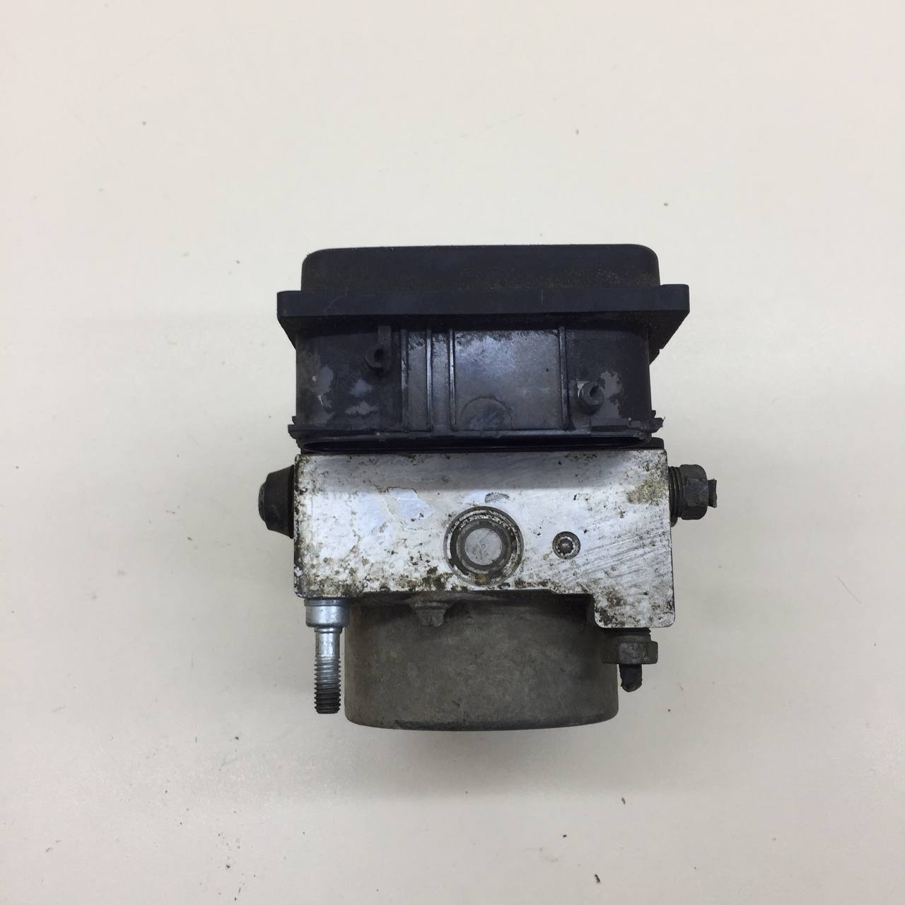 Блок ABS (насос) Renault Clio (3) 2005-2012