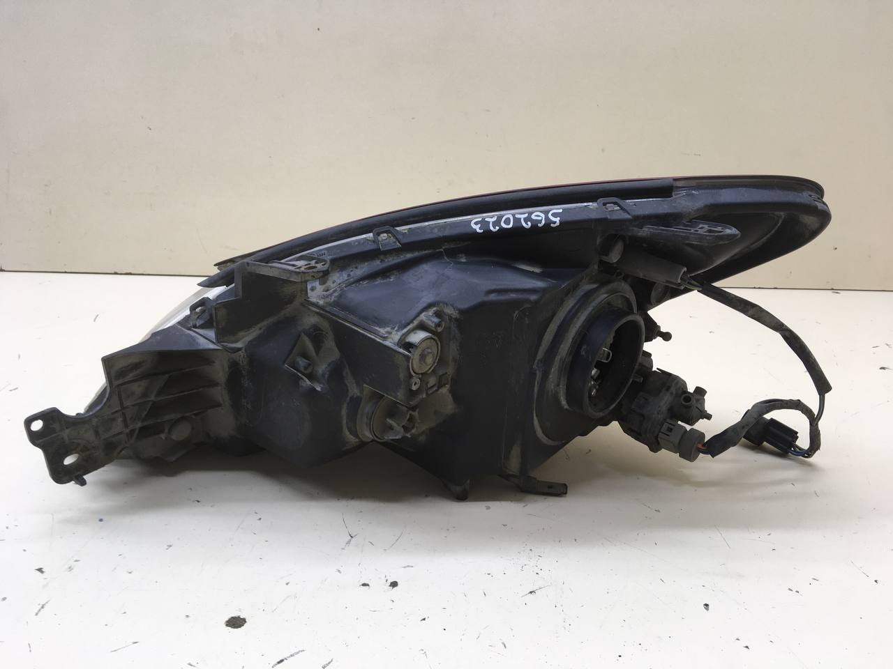 Фара правая Mitsubishi Lancer 9 (CS/Classic) 2000-2011 Фара правая Mitsubishi Lancer 9 (CS/Classic) 2000-2011