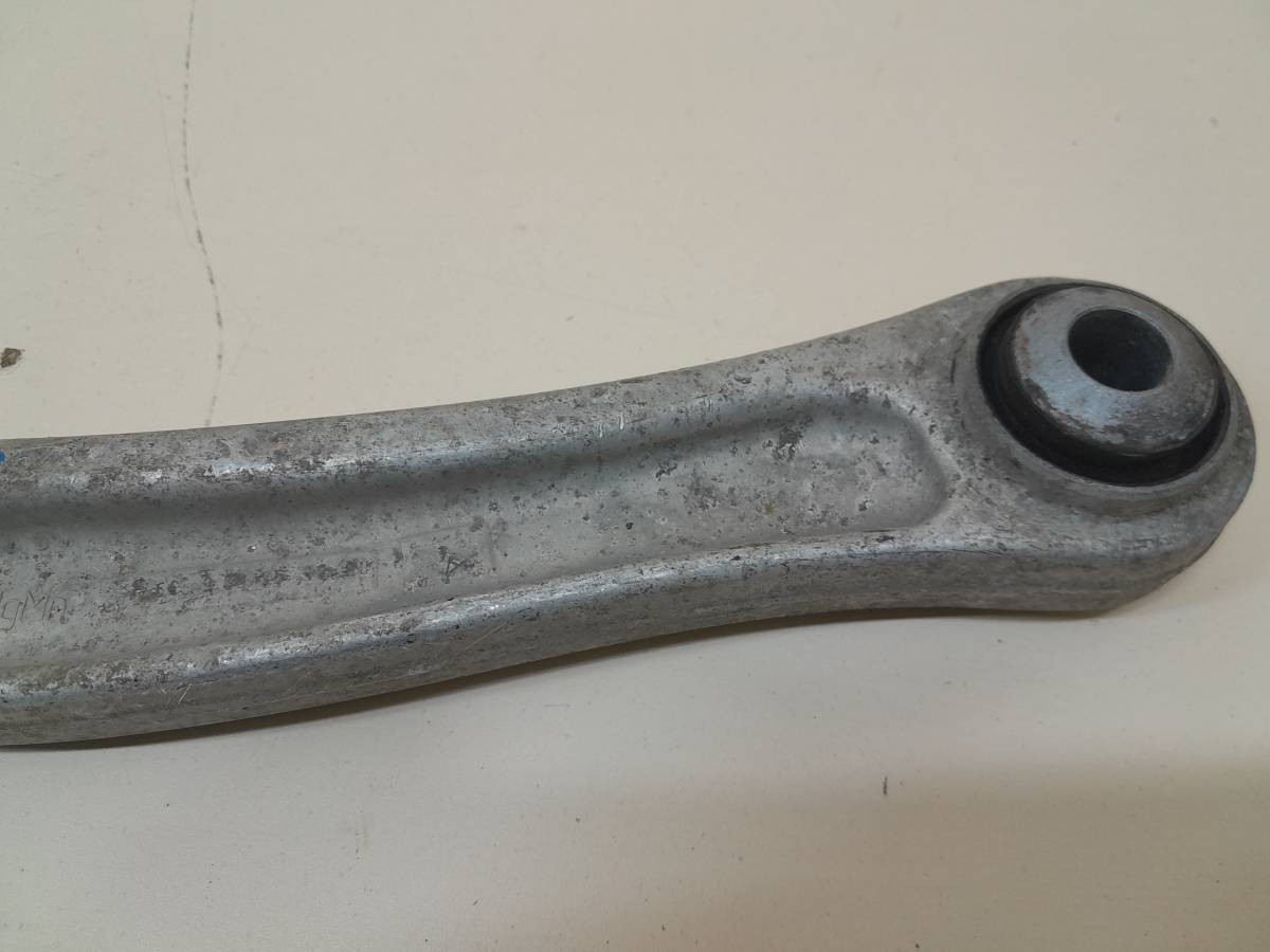 Рычаг задний верхний правый Audi Q7 (4L) 2005-2015