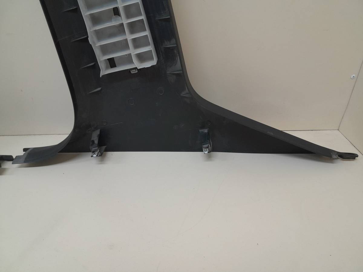 Обшивка стойки Peugeot 308 2007>