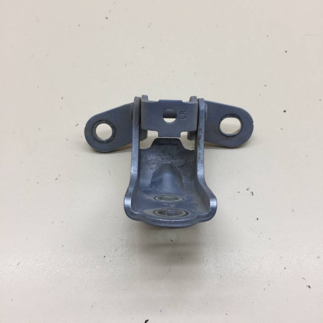 Петля двери задней правой нижняя Hyundai Solaris (RB) 2010-2017