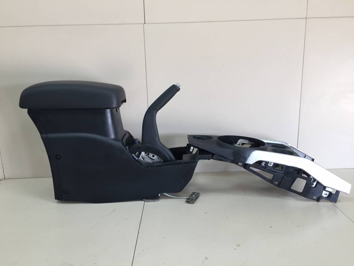 Подлокотник Mitsubishi ASX (GA) 2010>