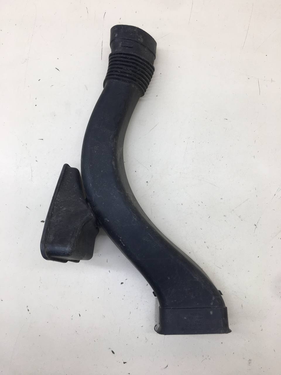 Воздуховод BMW 7-Series F01,F02  2008-2015