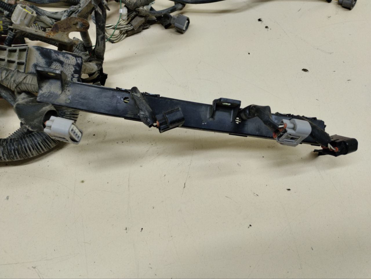Проводка двс Toyota Auris (E150) 2006-2012 Проводка двс Toyota Auris (E150) 2006-2012