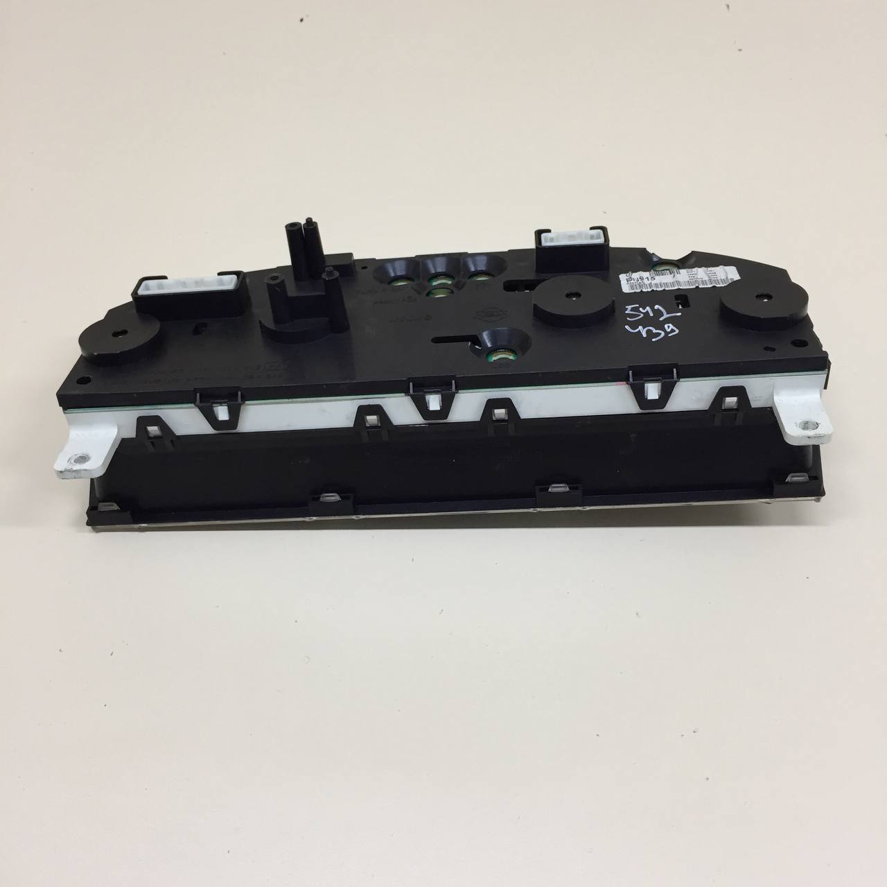 Панель приборов Nissan Almera (N16) 2000-2006 Панель приборов Nissan Almera (N16) 2000-2006
