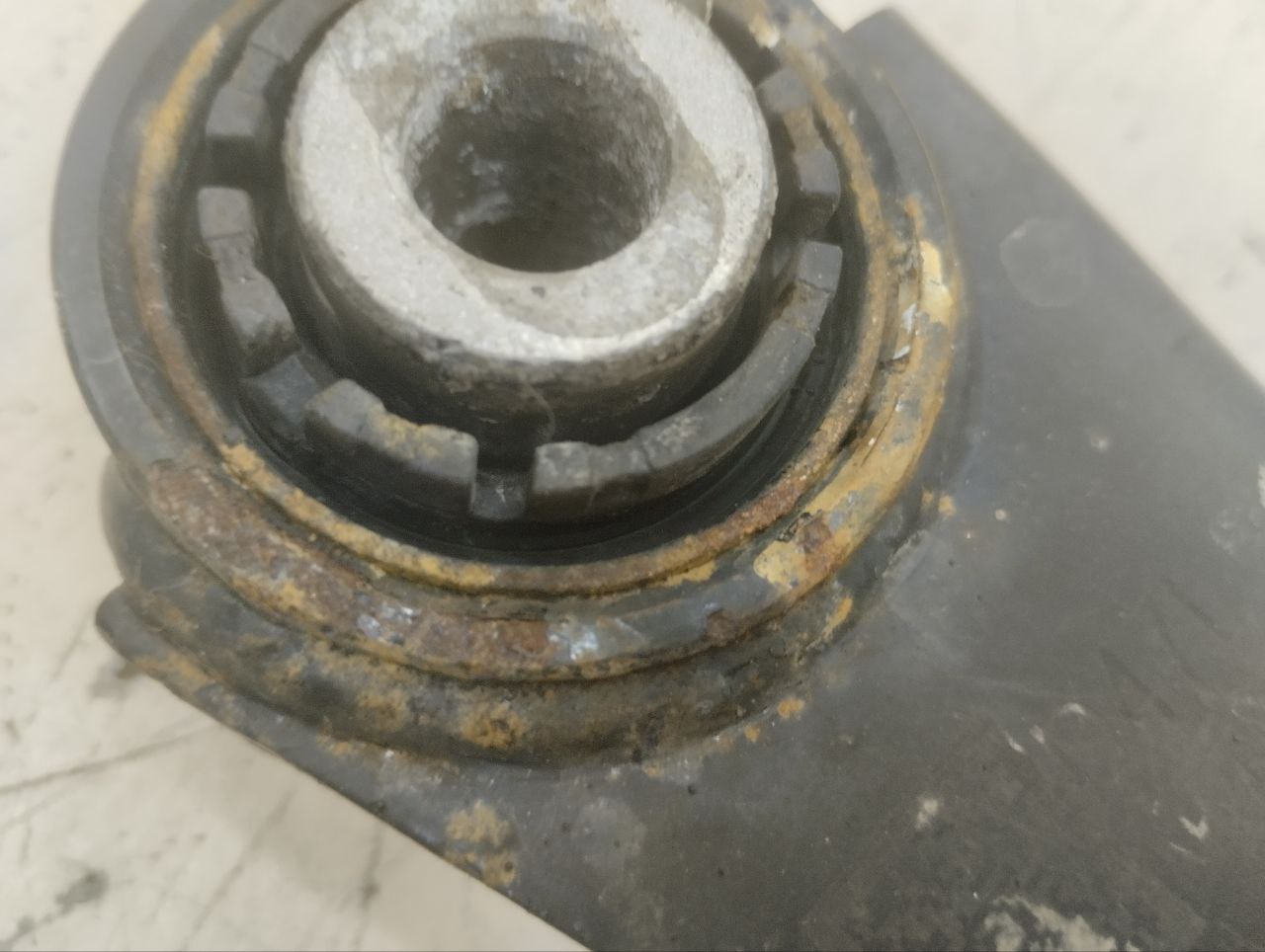 Рычаг задний нижний левый Hyundai Sonata 7 (LF) 2017-2019