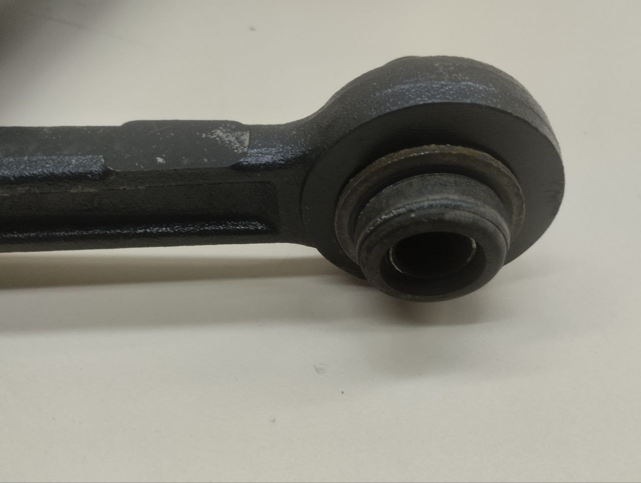 Рычаг передний нижний левый Chevrolet Niva 2009-2020