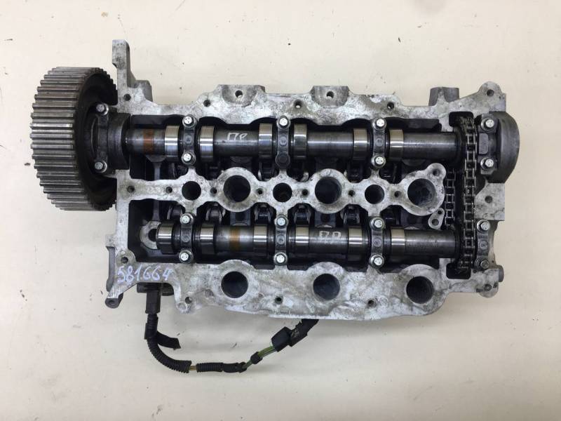 Головка блока цилиндров Land Rover Discovery 3 (L319) 2004-2009 Головка блока цилиндров Land Rover Discovery 3 (L319) 2004-2009