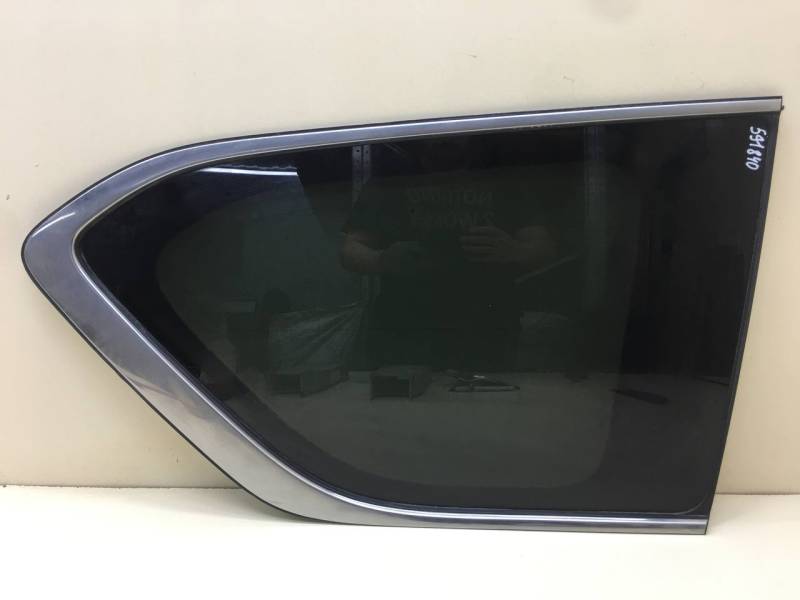 Стекло кузовное глухое правое Infiniti QX56/QX80 (Z62) 2010>