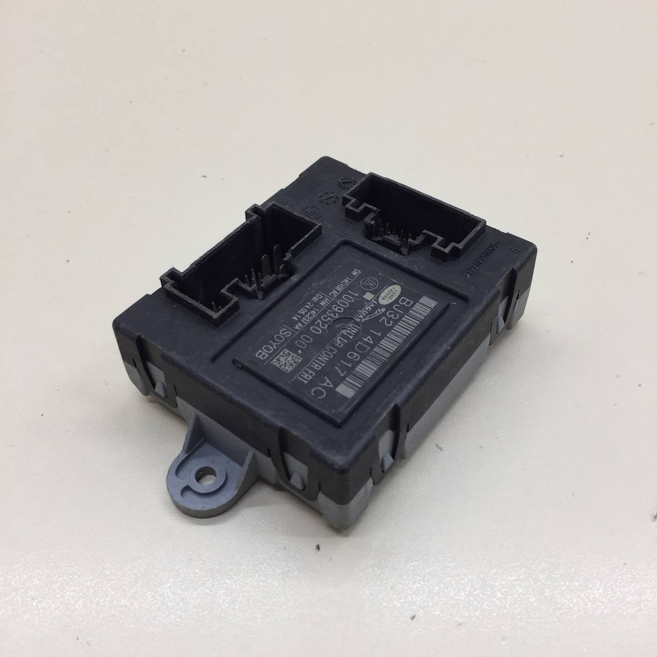 Блок комфорта Land Rover Range Rover Evoque 2011-2018 Блок комфорта Land Rover Range Rover Evoque 2011-2018