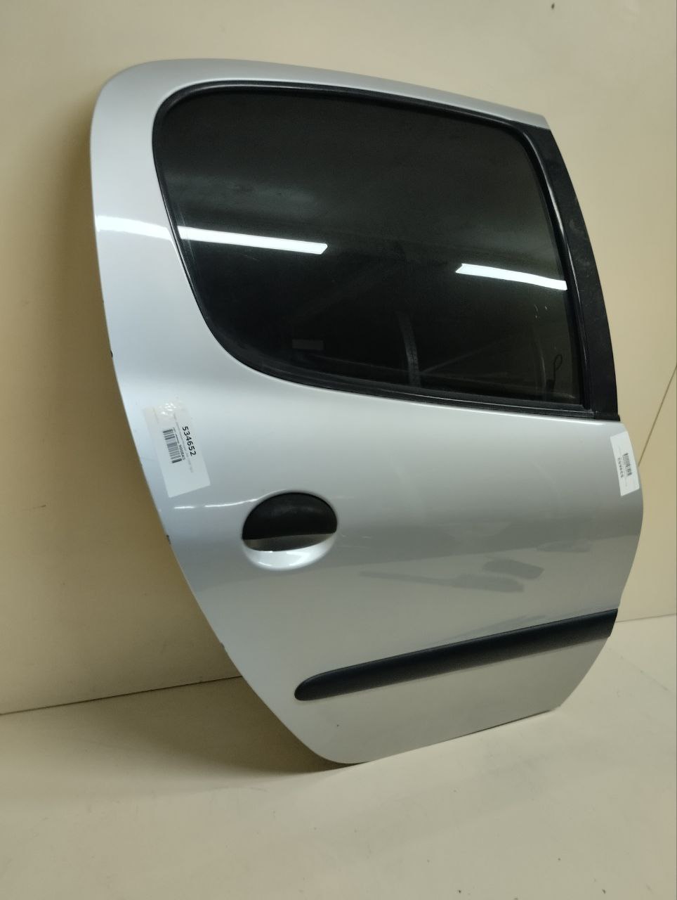 Дверь задняя правая Peugeot 206 1998-2012 Дверь задняя правая Peugeot 206 1998-2012