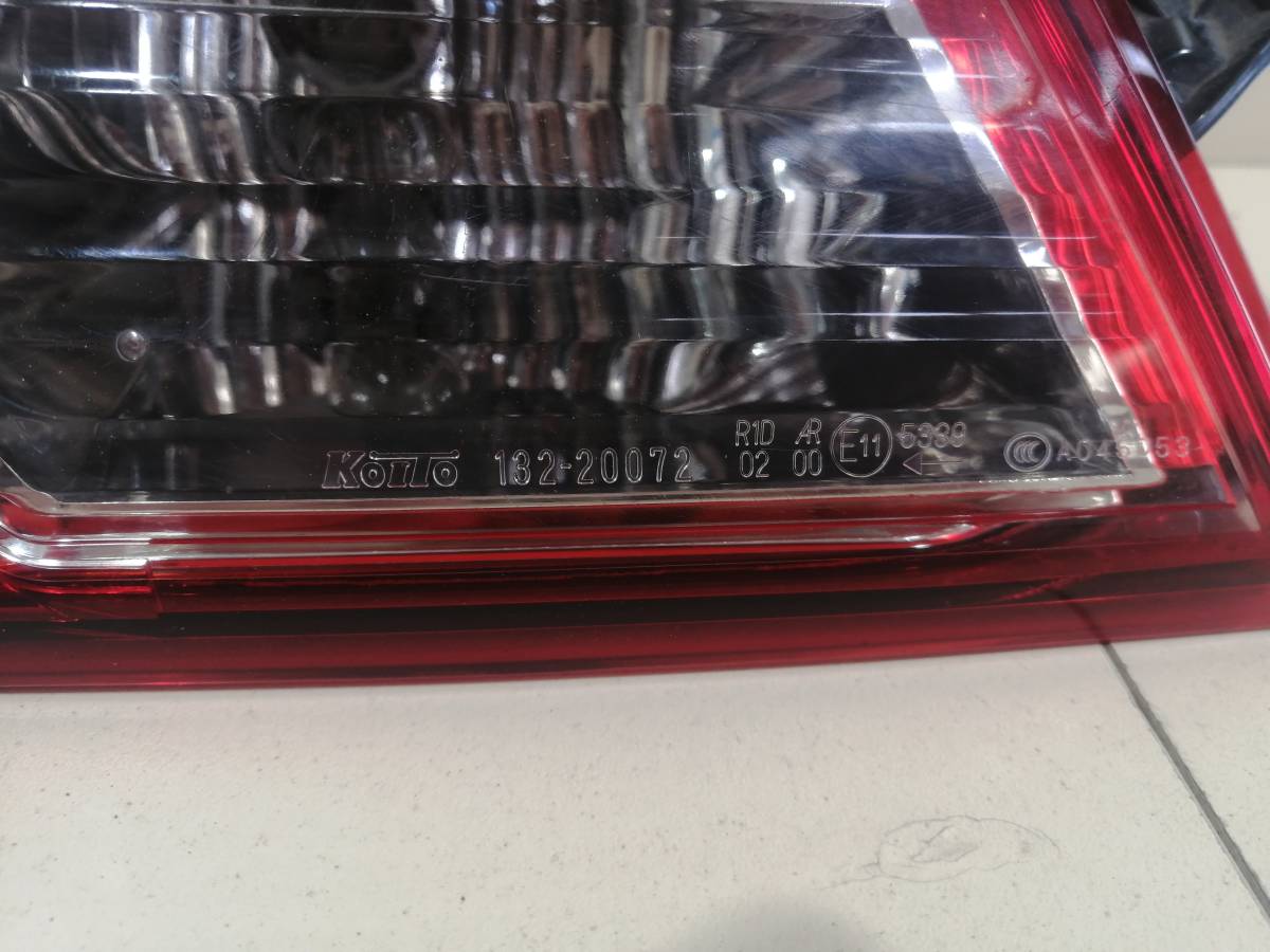 Фонарь задний внутренний левый Subaru Legacy Outback (B14) 2010-2014