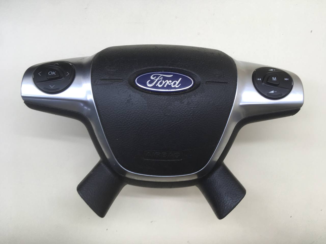 Подушка безопасности (комплект) Ford Focus 3 2011> Подушка безопасности (комплект) Ford Focus 3 2011>