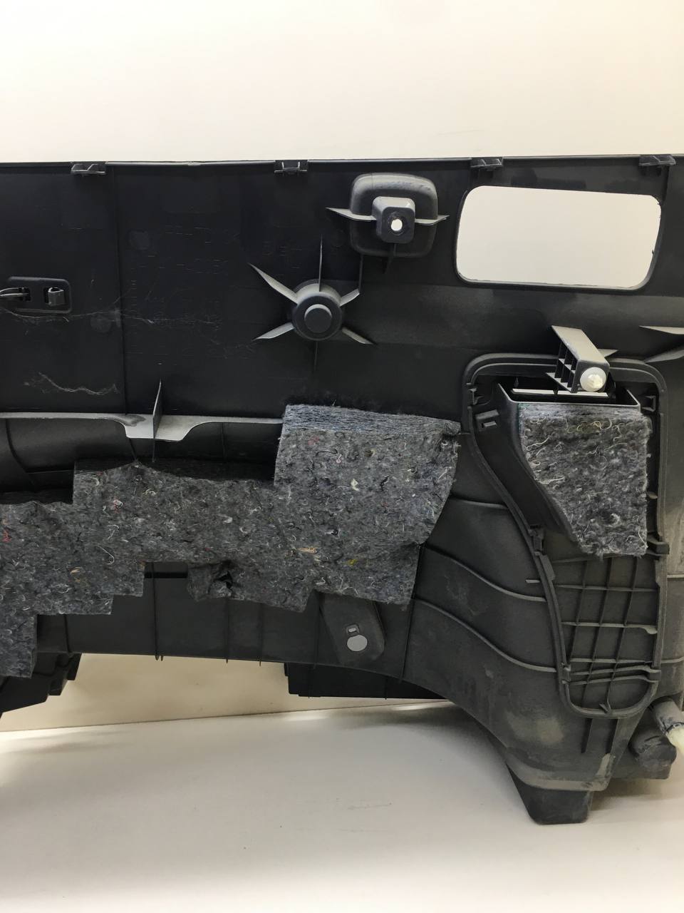 Обшивка багажника Toyota Rav 4 (A30) 2006-2013