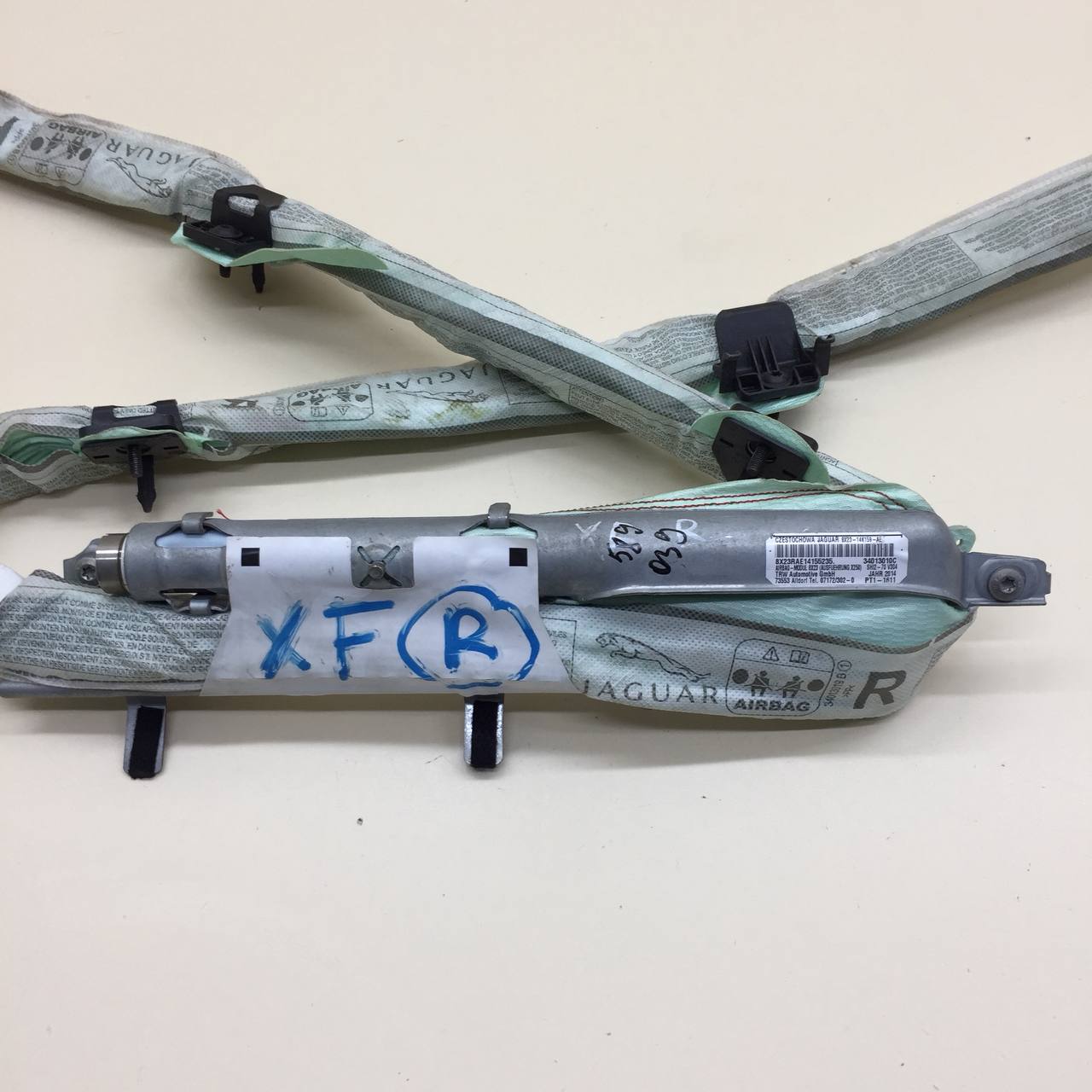 Подушка безопасности боковая (шторка) Jaguar XF 2007-2015
