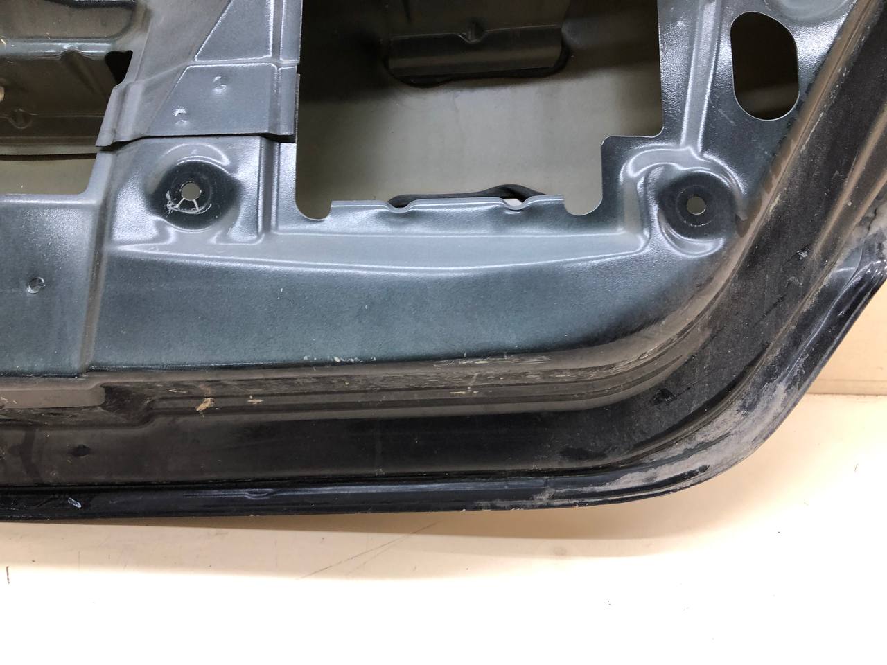 Дверь багажника Opel Astra J 2010-2017