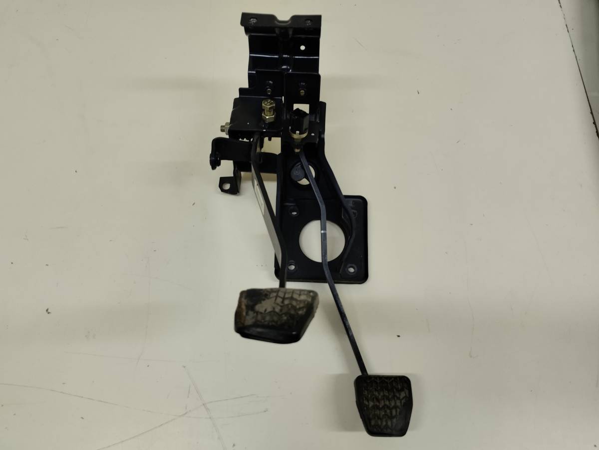 Блок педалей Geely Emgrand EC7 2008>