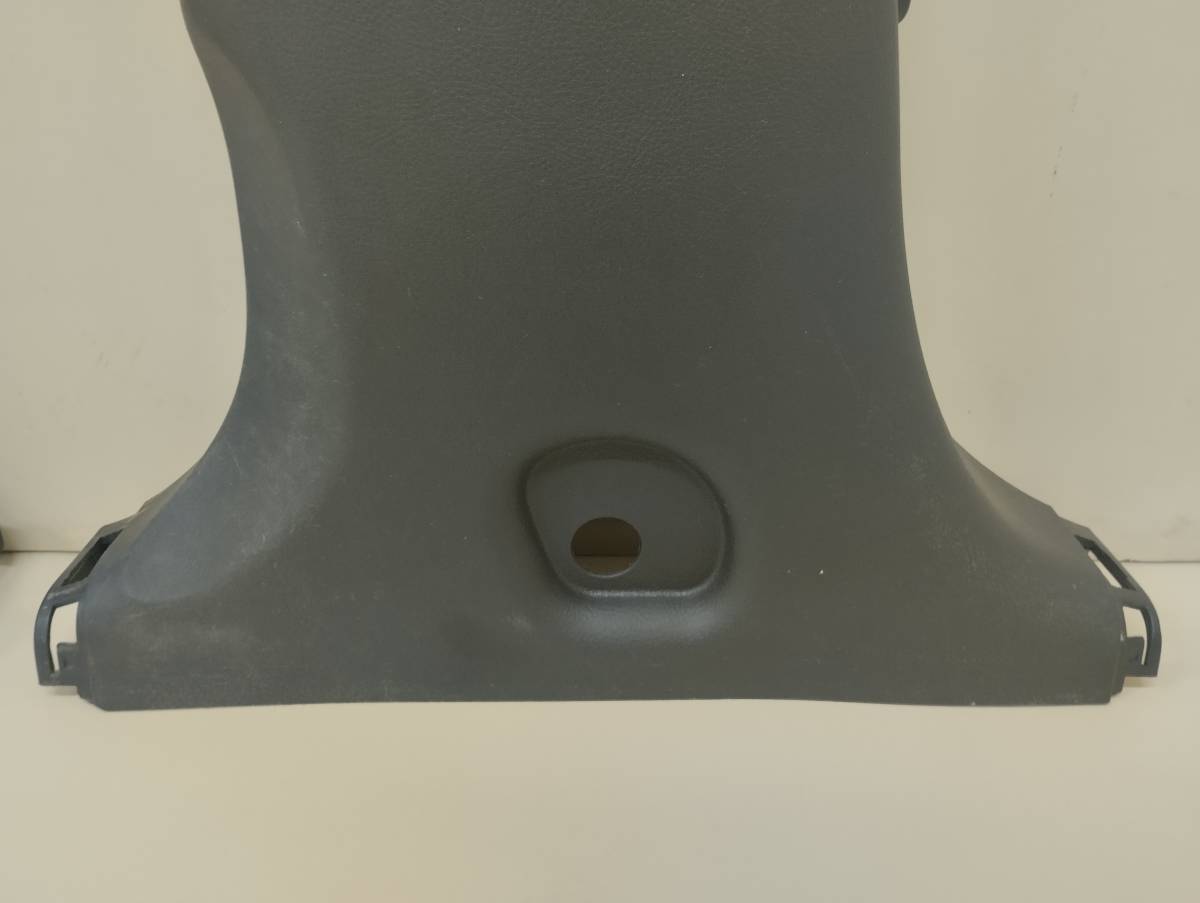 Обшивка стойки Hyundai ix55 2007-2013 Обшивка стойки Hyundai ix55 2007-2013