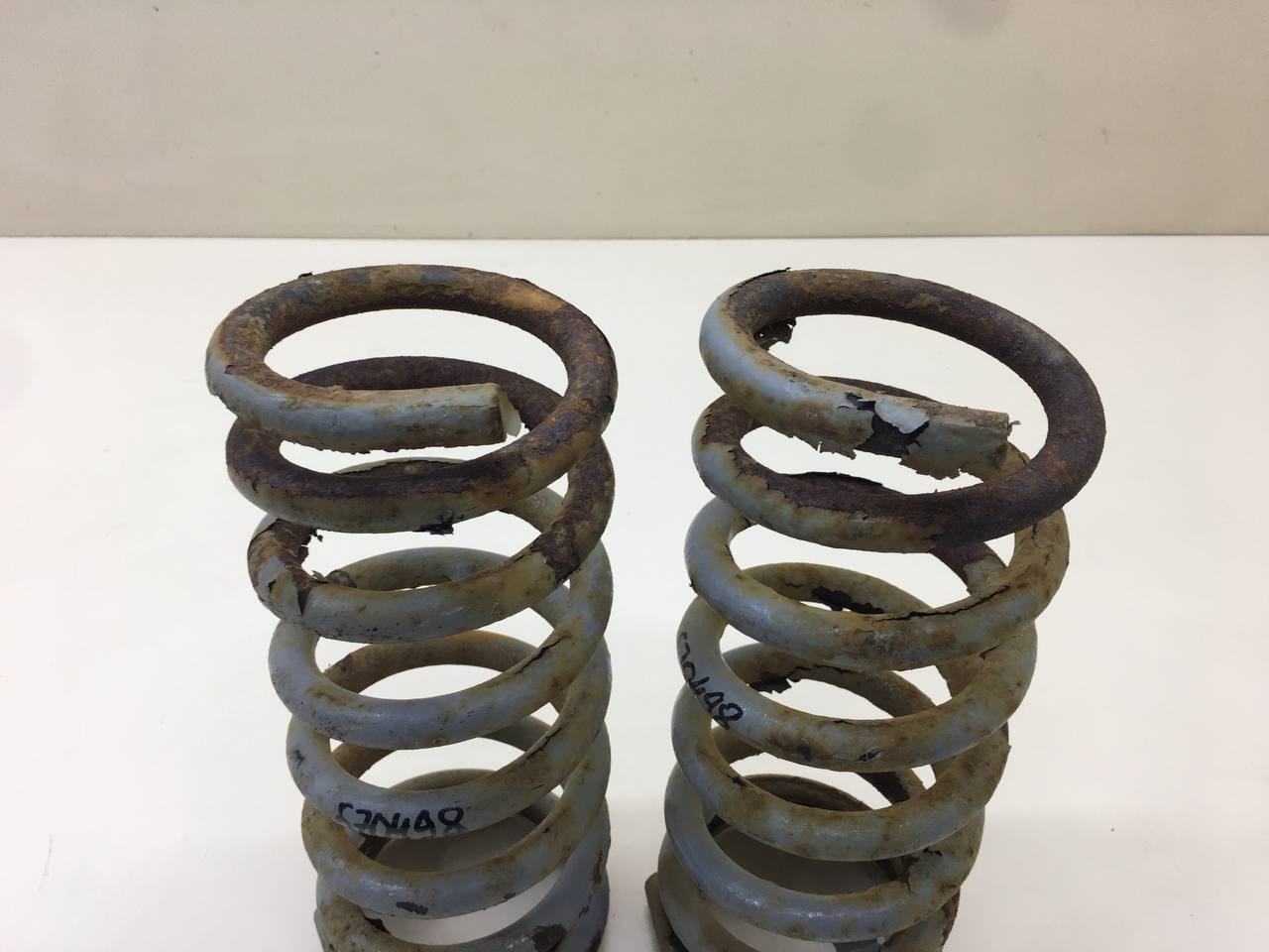 Пружина передняя Lada Niva 2131 1993>