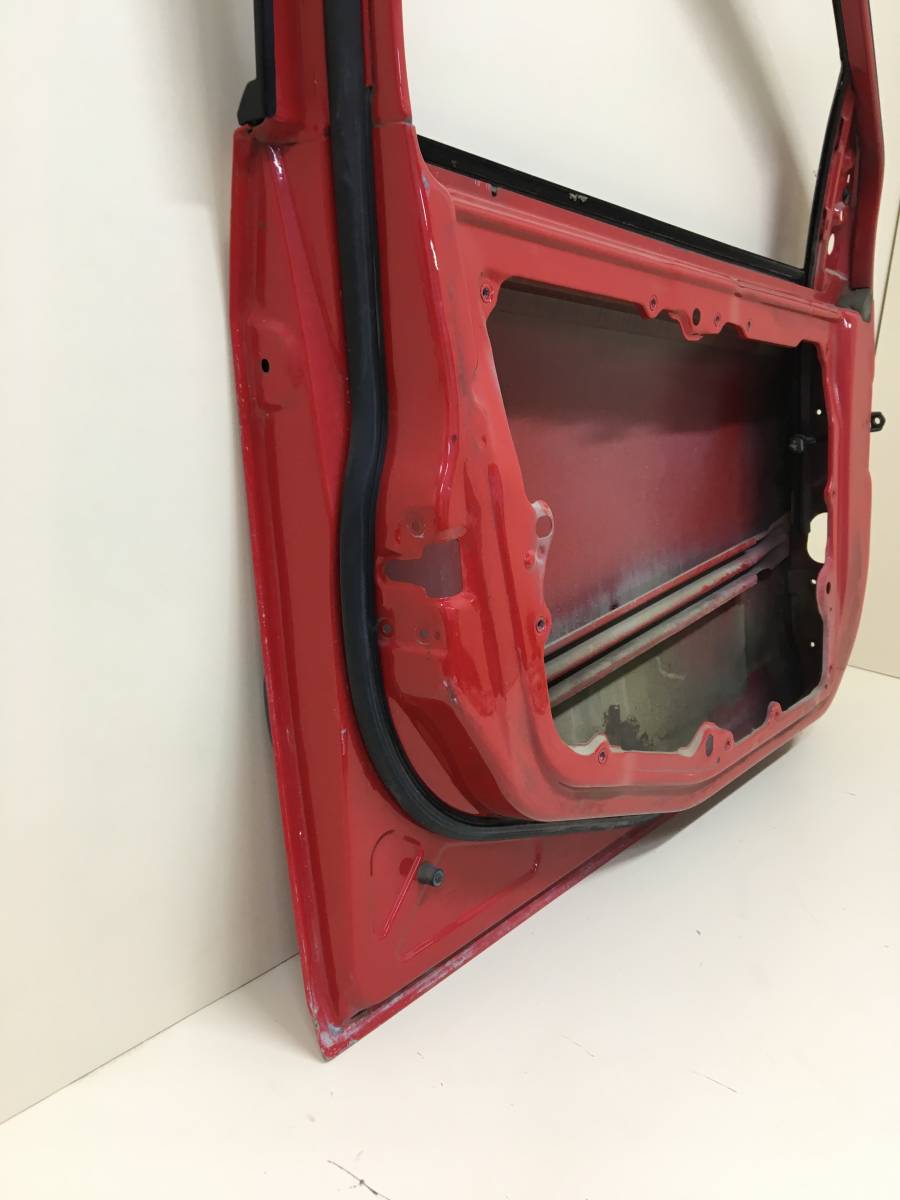 Дверь передняя левая Ford Fiesta (MK5) 2002-2008