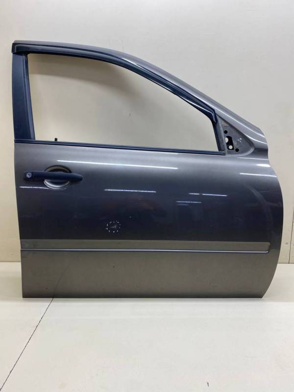 Дверь передняя правая Lada Granta 2011> Дверь передняя правая Lada Granta 2011>