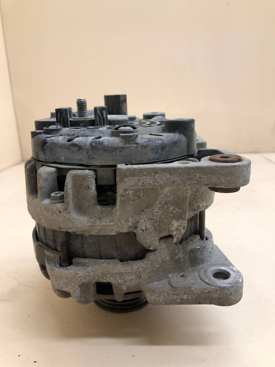 Генератор Volkswagen Polo (MK5) 2011-2020 Генератор Volkswagen Polo (MK5) 2011-2020