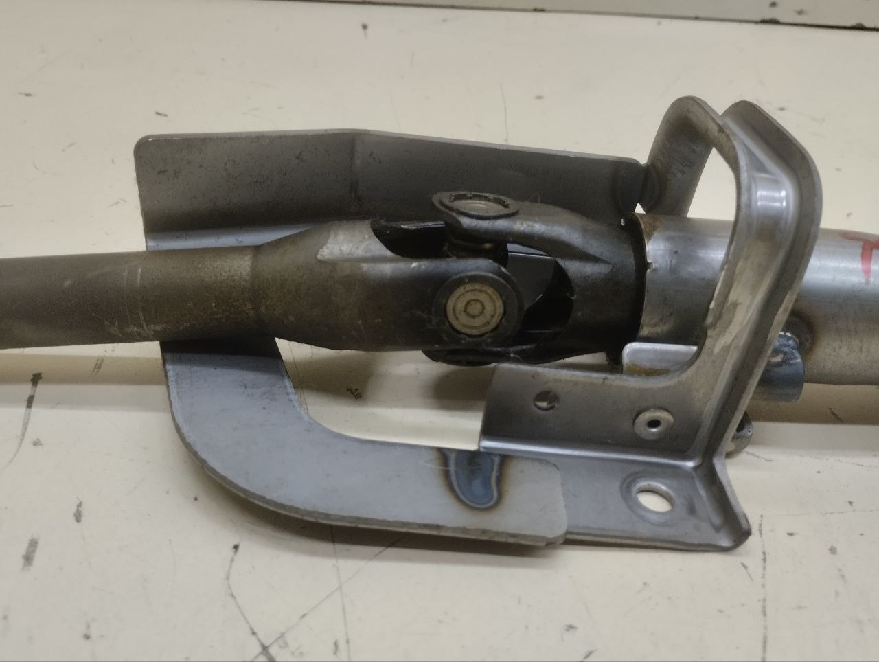 Колонка рулевая Mitsubishi Lancer 9 (CS/Classic) 2000-2011 Колонка рулевая Mitsubishi Lancer 9 (CS/Classic) 2000-2011