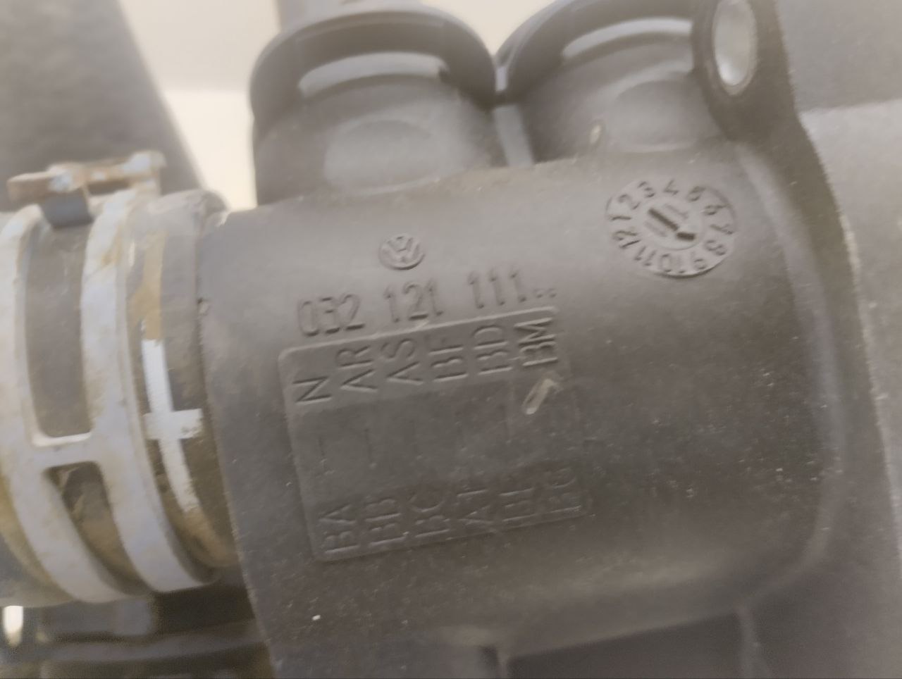 Корпус термостата Volkswagen Golf 6 (5K) 2009-2013