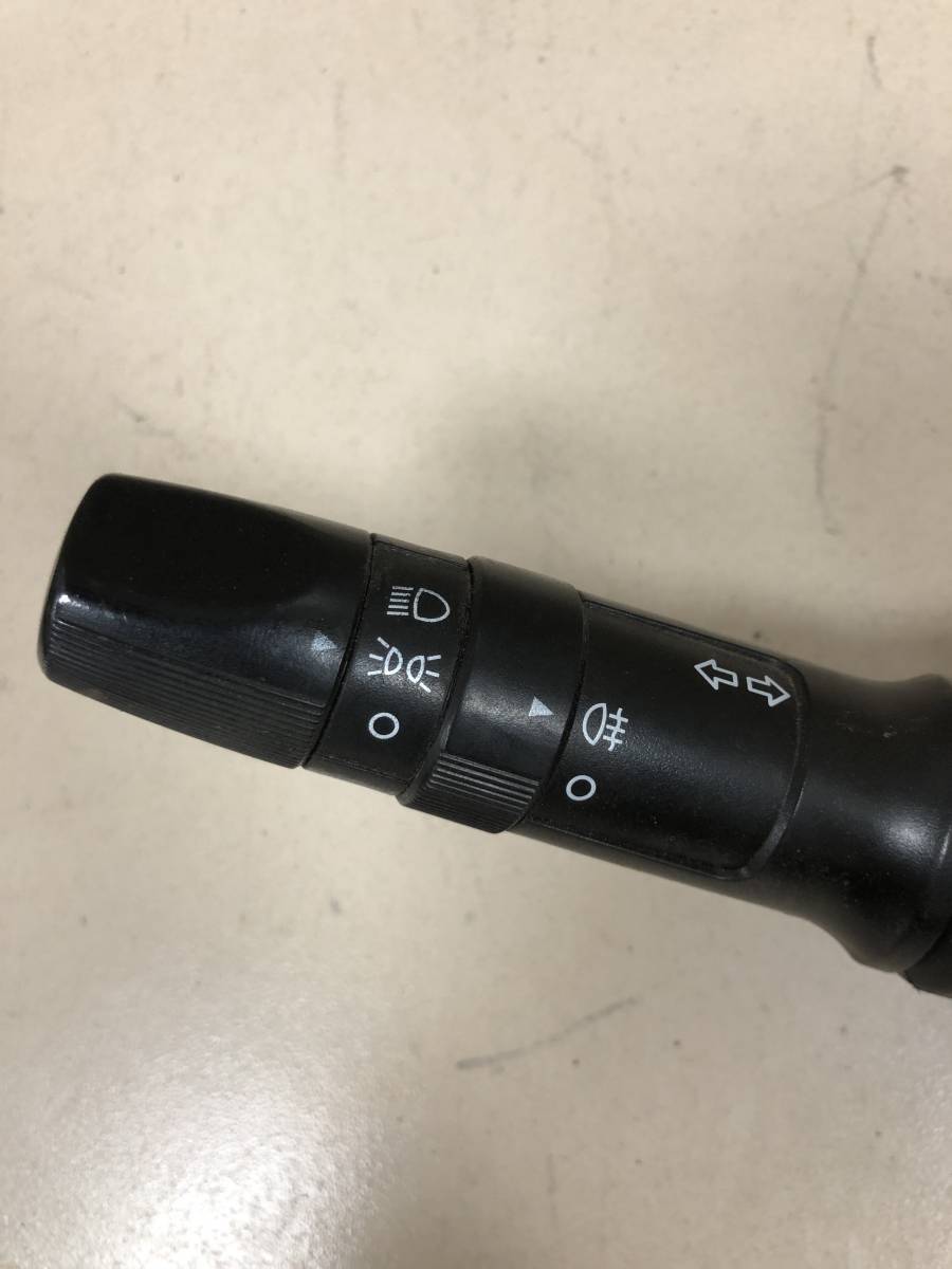 Переключатель поворотов подрулевой Kia Rio 3 (QB) 2011-2017