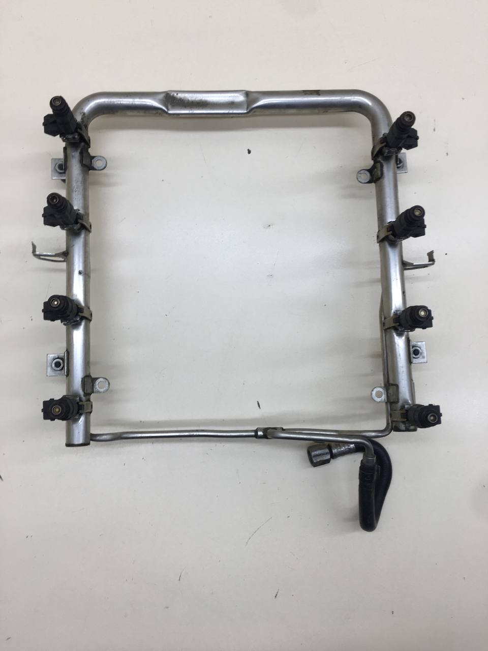 Рейка топливная (рампа) Volkswagen Touareg (7L) 2002-2010