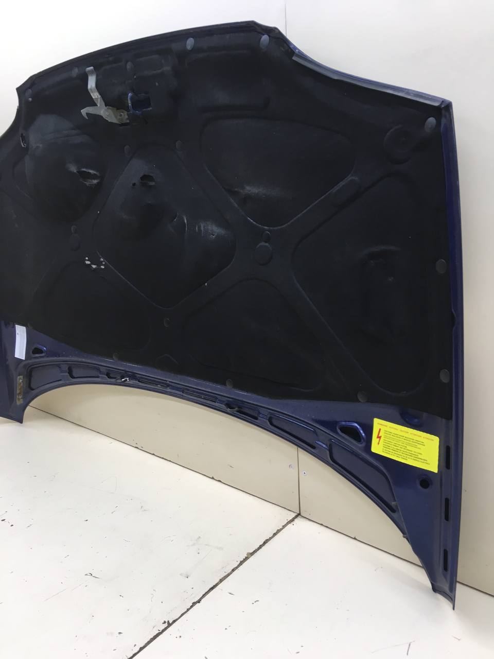 Капот Chevrolet Niva 2009-2020 Капот Chevrolet Niva 2009-2020