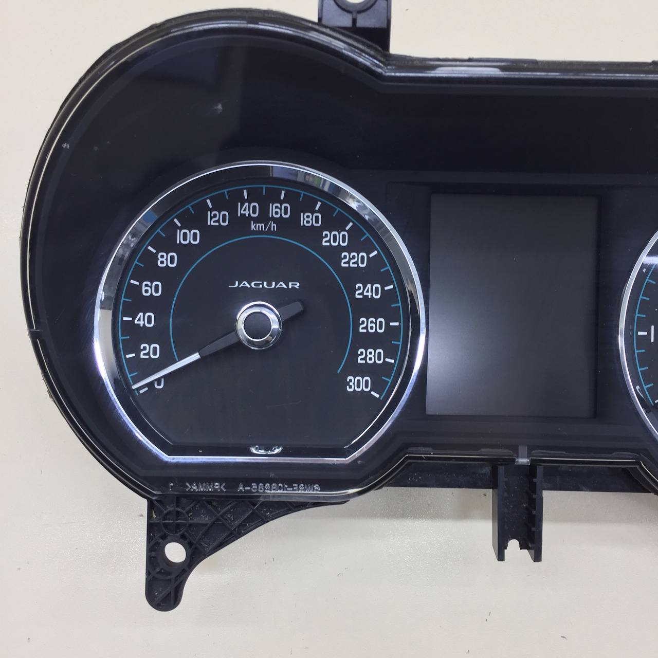 Панель приборов Jaguar XF 2007-2015