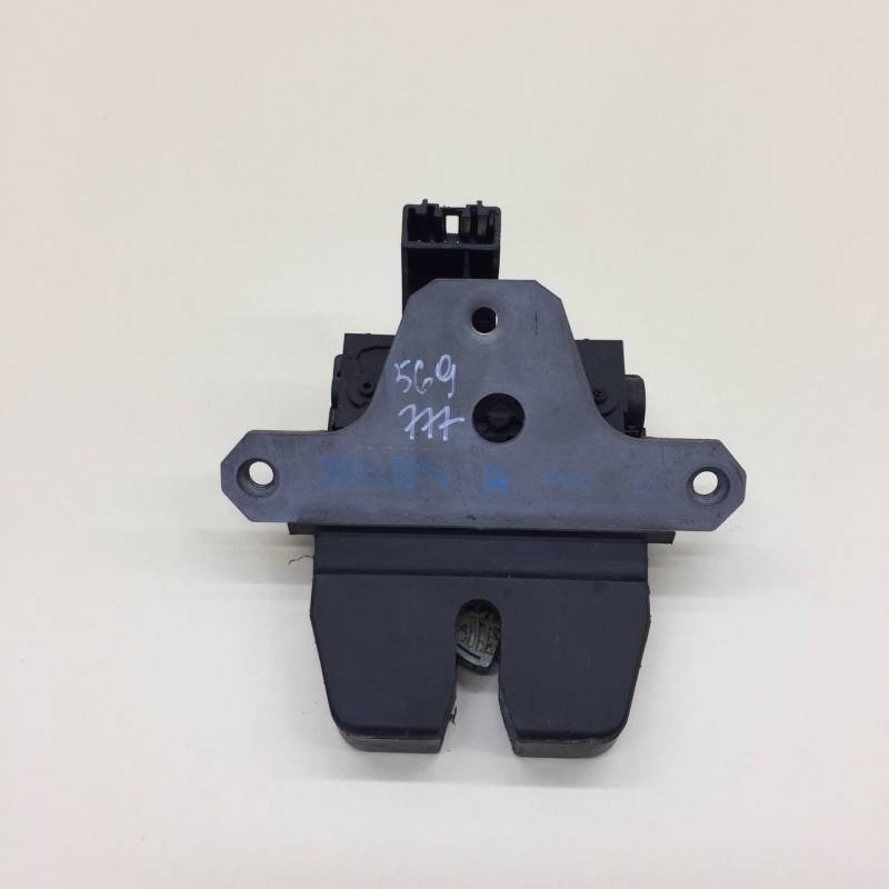 Замок багажника Ford Focus 3 2011>