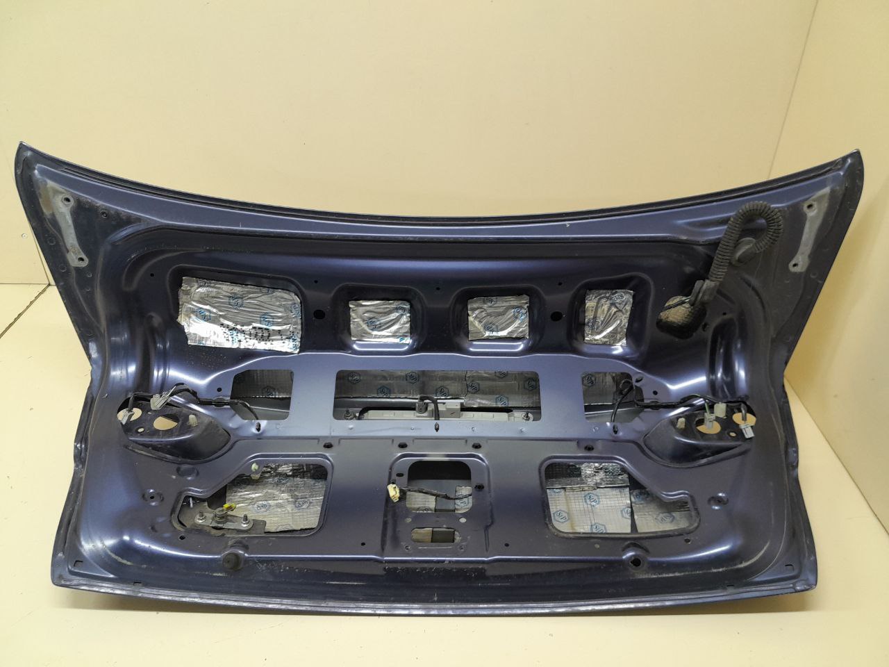 Крышка багажника Mitsubishi Lancer X (CX, CY) 2007> Крышка багажника Mitsubishi Lancer X (CX, CY) 2007>
