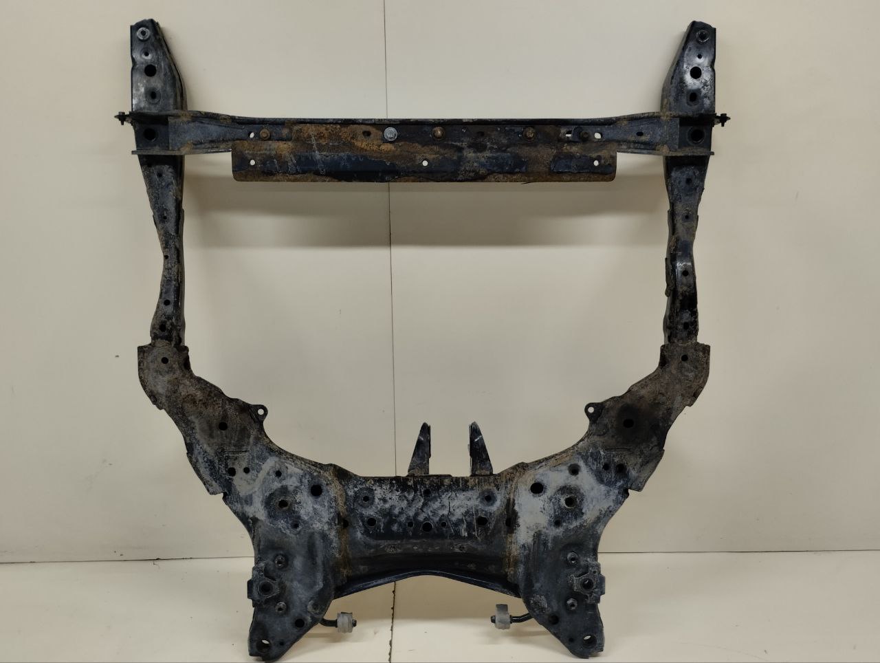 Балка подмоторная Mazda Mazda 3 (BM) 2013-2016 Балка подмоторная Mazda Mazda 3 (BM) 2013-2016