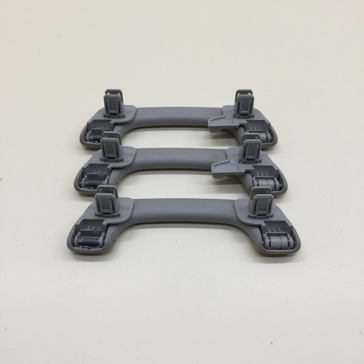 Ручка внутренняя потолочная Lada  X-RAY Cross 2018 >