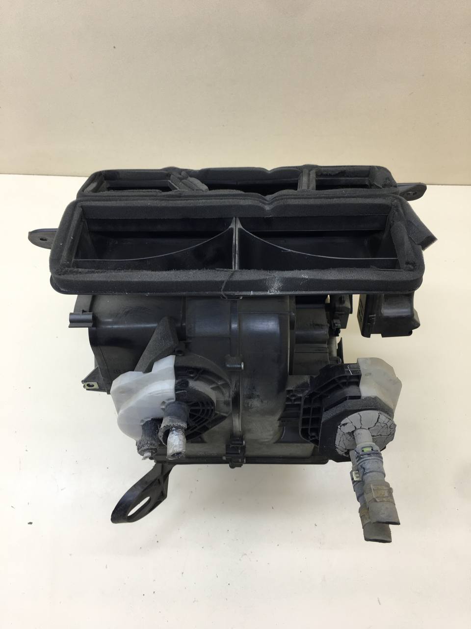 Корпус отопителя Mazda Mazda 2 (DE) 2007-2014 Корпус отопителя Mazda Mazda 2 (DE) 2007-2014