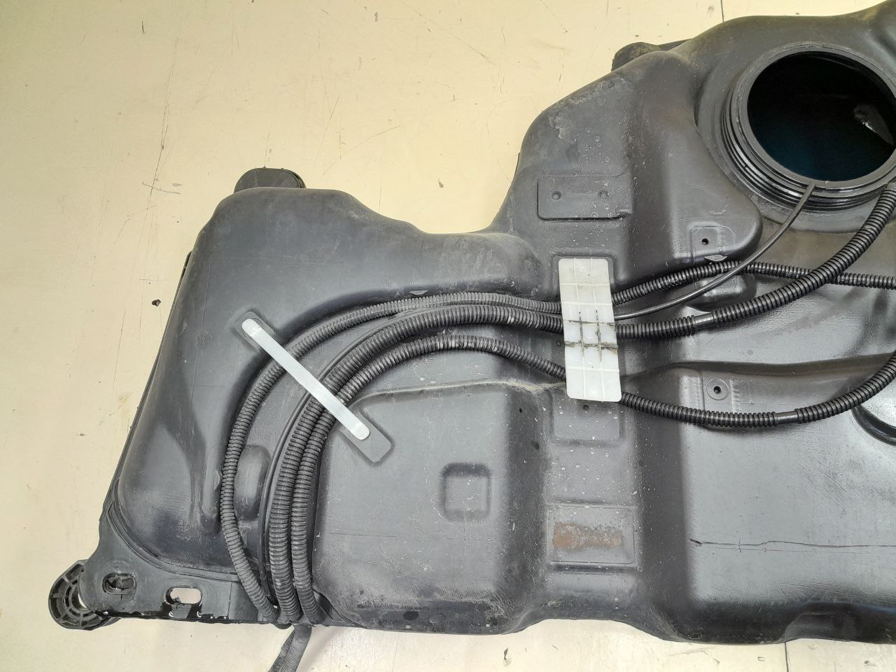 Бак топливный Citroen С4 Grand Picasso 2006-2014 Бак топливный Citroen С4 Grand Picasso 2006-2014