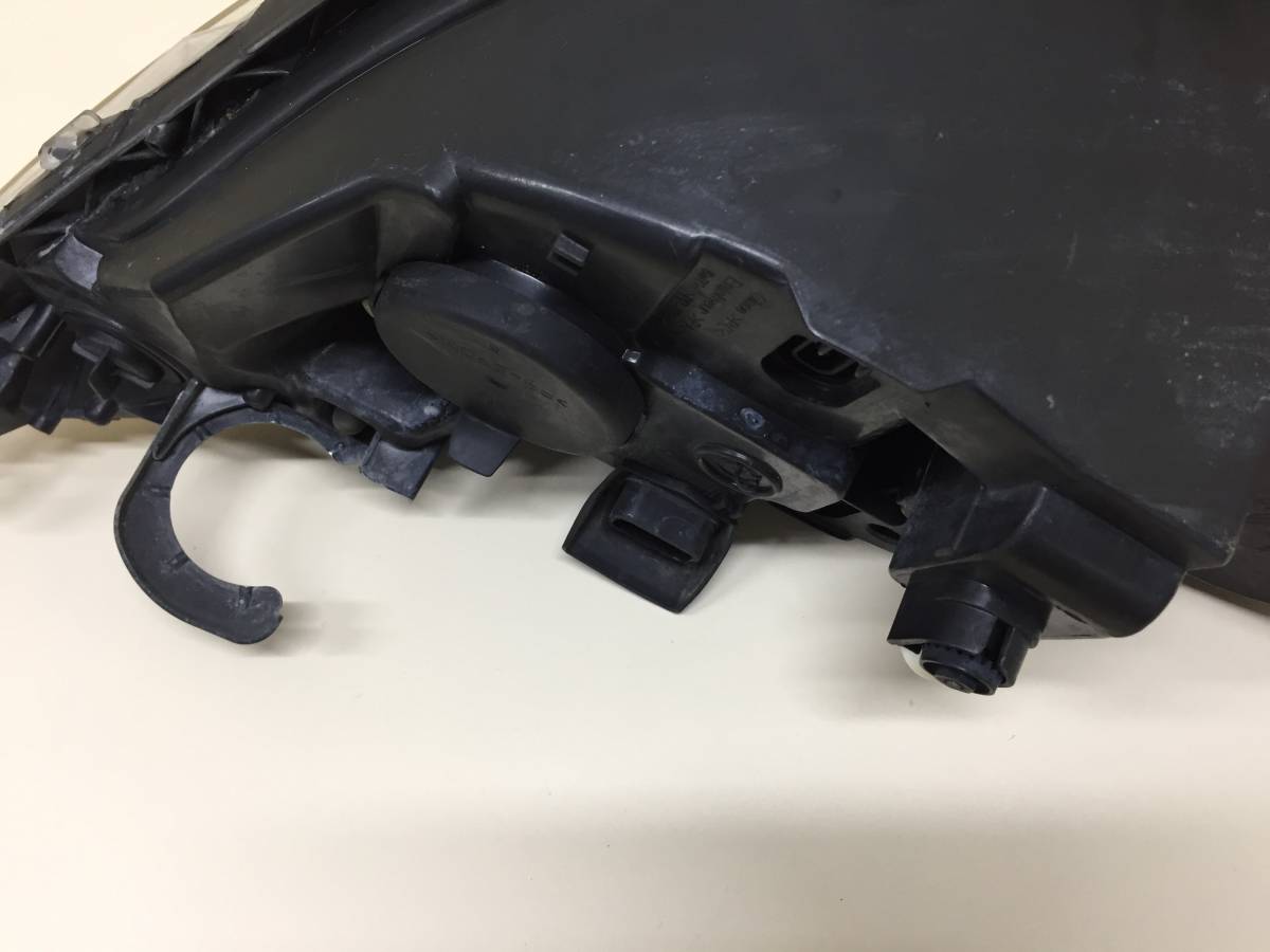 Фара правая Peugeot 308 2007>