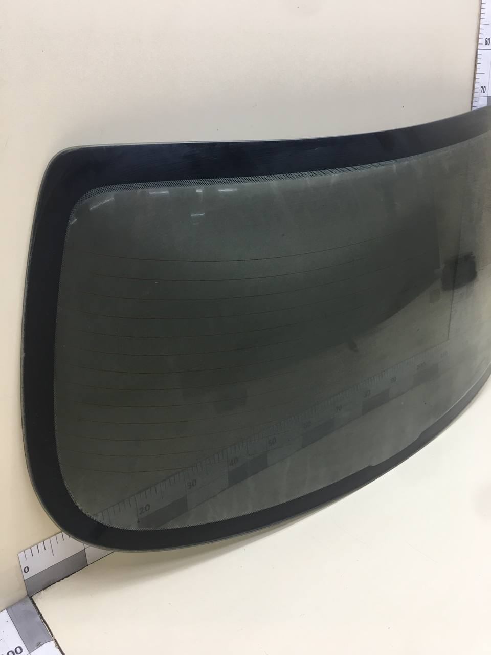 Стекло заднее Kia Spectra (SD) 2004-2011