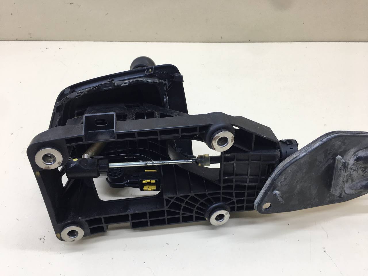 Кулиса КПП Toyota Corolla E180 2013-2019