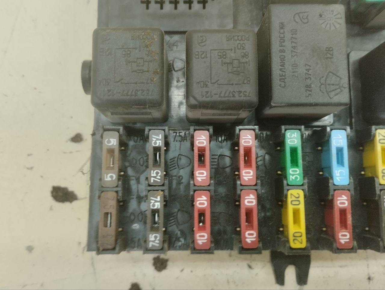 Блок предохранителей Chevrolet Niva 2009-2020