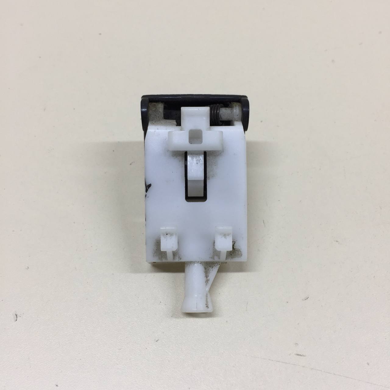 Ручка открывания капота Toyota Rav 4 (A30) 2006-2013 Ручка открывания капота Toyota Rav 4 (A30) 2006-2013