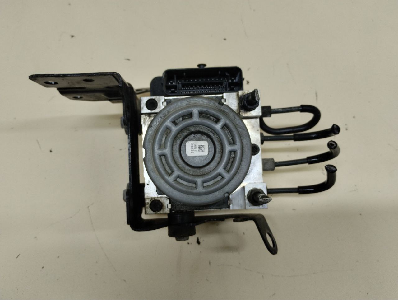 Блок ABS (насос) Mazda Mazda 3 (BM) 2013-2016 Блок ABS (насос) Mazda Mazda 3 (BM) 2013-2016