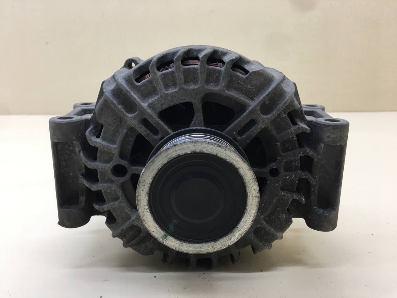 Генератор Volkswagen Tiguan (5N1) 2007-2011 Генератор Volkswagen Tiguan (5N1) 2007-2011