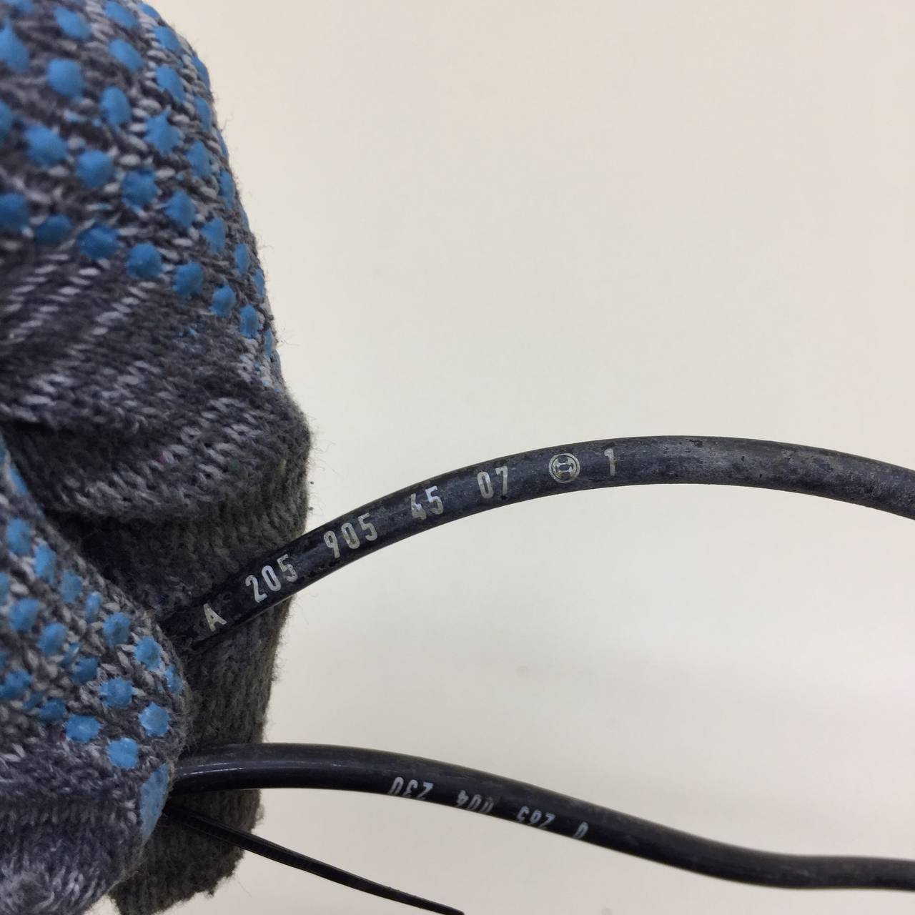 Датчик ABS передний правый Mercedes-Benz C-Class (W205) 2014>